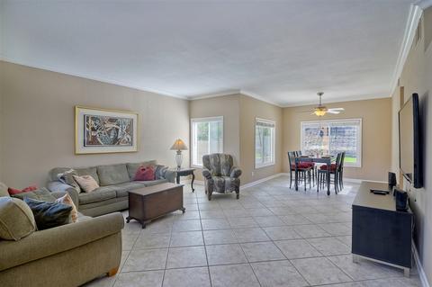 1967 White Birch Dr, Vista, CA 92081 photo 9