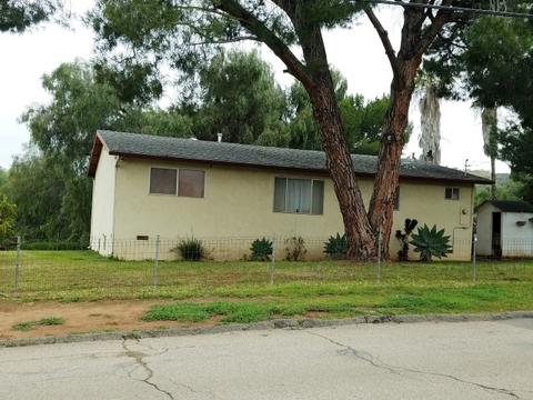 9886 Dunbar Ln, El Cajon, CA 92021 photo 2