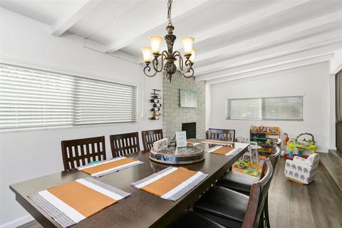 2122 Mountain View Dr, Escondido, CA 92027 photo 10