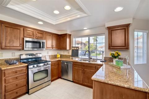 1819 Timber Trl, Vista, CA 92081 photo 11