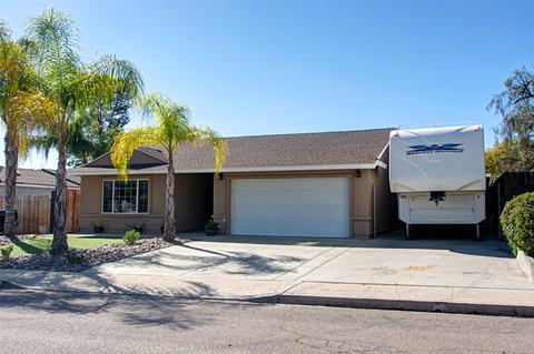 10322 Woodpark Dr, Santee, CA 92071 photo 18