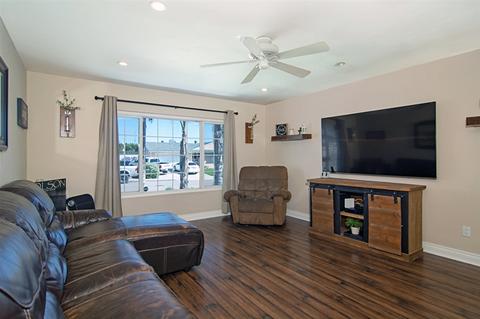 10322 Woodpark Dr, Santee, CA 92071 photo 3