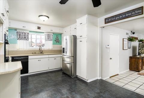 375 Tiny Ln, El Cajon, CA 92019 photo 8