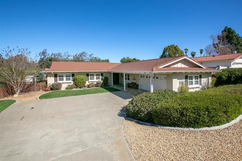 17124 Cloudcroft Dr, Poway, CA 92064 photo 2