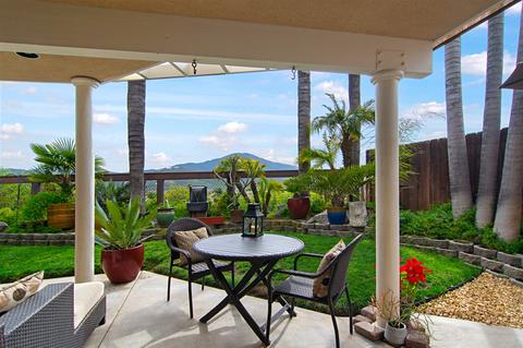 12175 Via Serrano, El Cajon, CA 92019 photo 1
