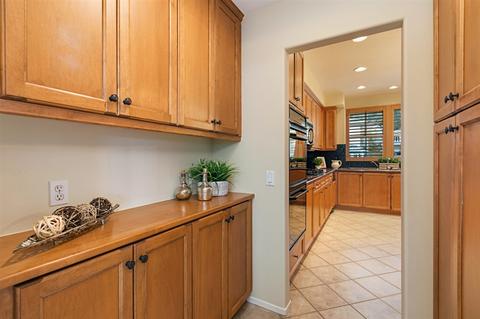 6033 Oakgate Row, La Jolla, CA 92037 photo 10