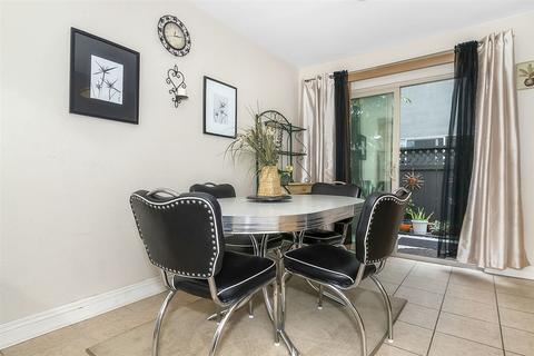 1045 Peach Ave #13, El Cajon, CA 92021 photo 9
