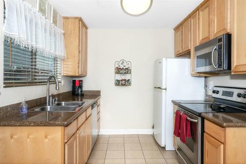 1045 Peach Ave #13, El Cajon, CA 92021 photo 12