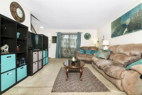 1045 Peach Ave #13, El Cajon, CA 92021 photo 5