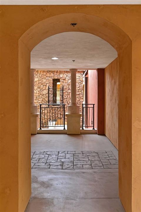 1040 Genter St # 202, La Jolla, CA 92037 photo 14