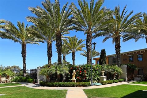 1040 Genter St # 202, La Jolla, CA 92037 photo 24
