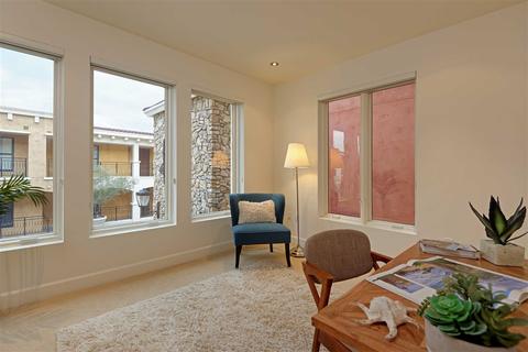 1040 Genter St # 202, La Jolla, CA 92037 photo 12
