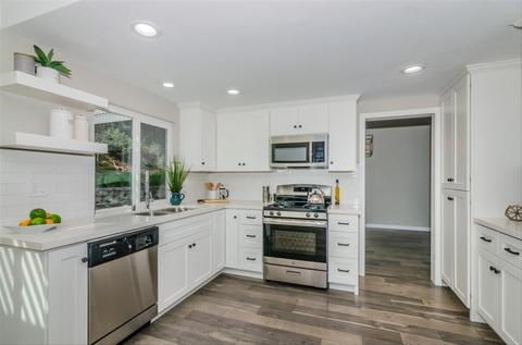 8864 Cambridge Ct, Lakeside, CA 92040 photo 6