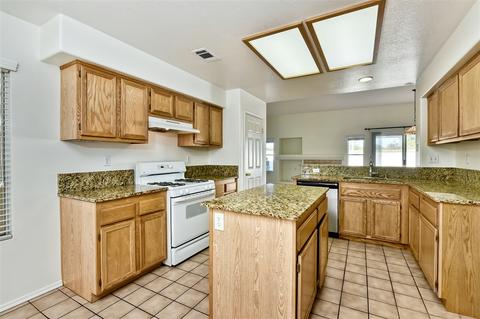 3908 Baja Vista Dr, Oceanside, CA 92058 photo 7