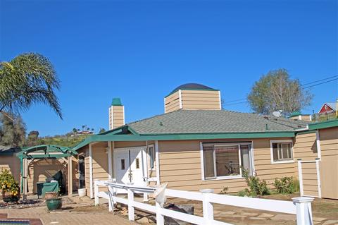 31037 Via Puerta Del Sol, Bonsall, CA 92003 photo 3