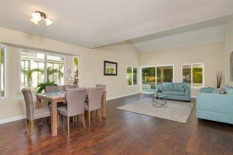 5041 Santorini Way, Oceanside, CA 92056 photo 2