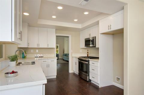 5041 Santorini Way, Oceanside, CA 92056 photo 9