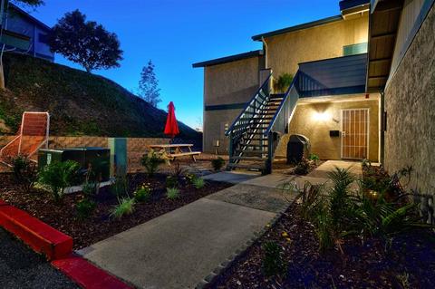 213 Stage Coach Rd, Oceanside, CA 92057 photo 22