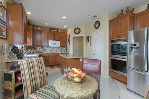 6036 Dassia Way, Oceanside, CA 92056 photo 7