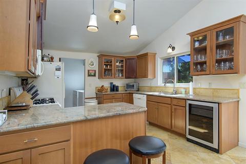 4561 Sunrise Rdg, Oceanside, CA 92056 photo 9