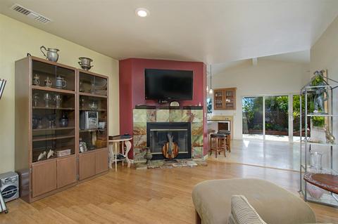 4561 Sunrise Rdg, Oceanside, CA 92056 photo 6