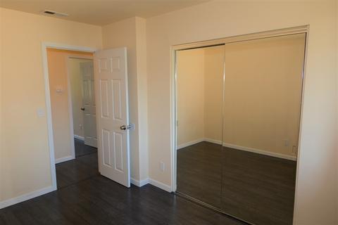 4840 Meadowbrook Dr, Oceanside, CA 92056 photo 20