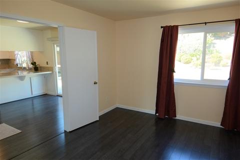 4840 Meadowbrook Dr, Oceanside, CA 92056 photo 10