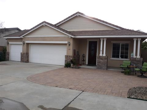 321 Natalie Way, Fallbrook, CA 92028 photo 1