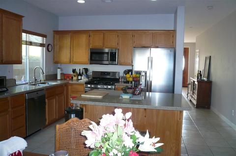 321 Natalie Way, Fallbrook, CA 92028 photo 3