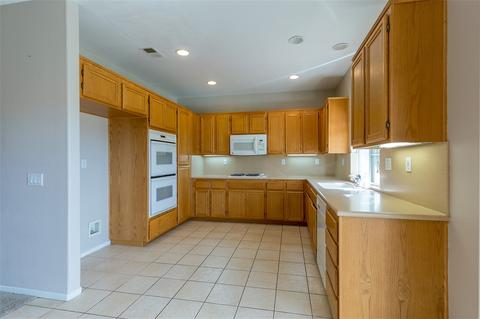 2201 Bliss Cir, Oceanside, CA 92056 photo 5