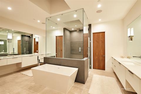 6708 Muirlands, La Jolla, CA 92037 photo 14