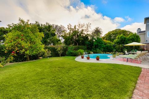 5930 Folsom Dr, La Jolla, CA 92037 photo 1