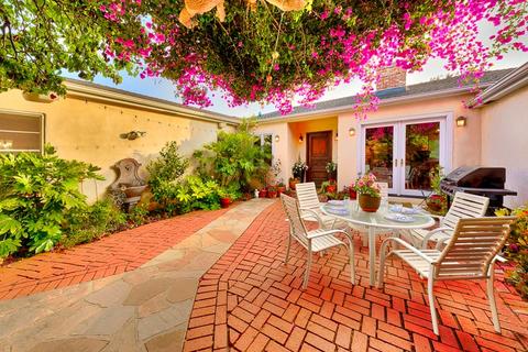 5930 Folsom Dr, La Jolla, CA 92037 photo 4