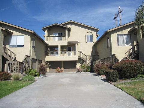 3713 Sky Haven Ln, Oceanside, CA 92056 photo 2