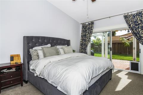 323 Del Flora St, Oceanside, CA 92058 photo 17