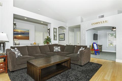 323 Del Flora St, Oceanside, CA 92058 photo 4