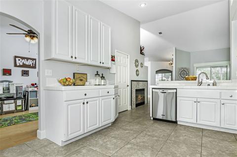 323 Del Flora St, Oceanside, CA 92058 photo 13