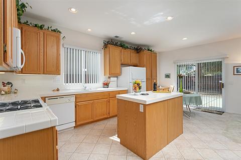 813 Aldea Dr, Oceanside, CA 92057 photo 10