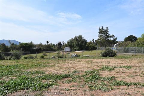 9881 Dunbar Ln, El Cajon, CA 92021 photo 15