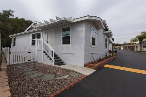 3909 Reche Rd #18, Fallbrook, CA 92028 photo 1