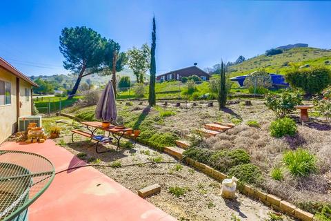 940 Neighborly Ln, Ramona, CA 92065 photo 8