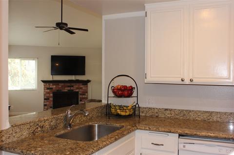 3056 Charwood Ct, Spring Valley, CA 91978 photo 9