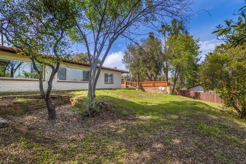 2325 Royal Crest Dr, Escondido, CA 92025 photo 12