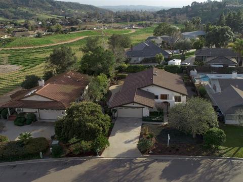 2825 Oaktree Way, Fallbrook, CA 92028 photo 6