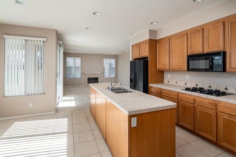 1841 Magnolia Ct, Oceanside, CA 92054 photo 13