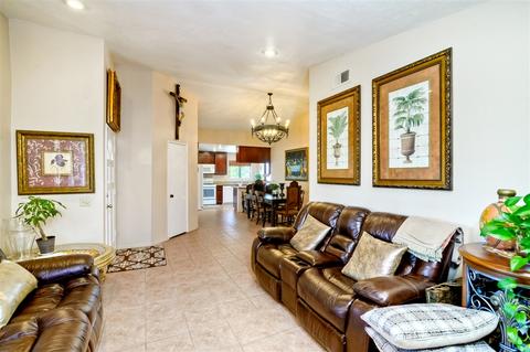705 Shadow Tree Dr, Oceanside, CA 92058 photo 6