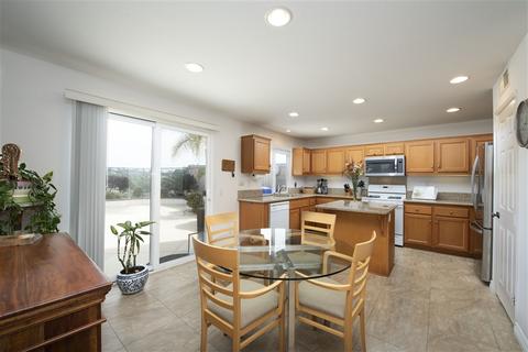 198 Ridge View Way, Oceanside, CA 92057 photo 4