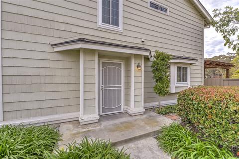 3721 Bennington Ct, Carlsbad, CA 92010 photo 2