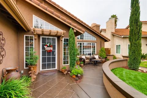 10127 Paseo Palmas Dr, Lakeside, CA 92040 photo 3