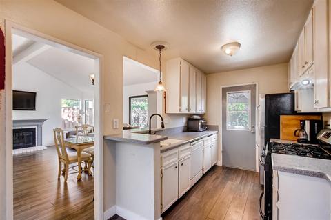 1858 Guilder Gln, Escondido, CA 92029 photo 6